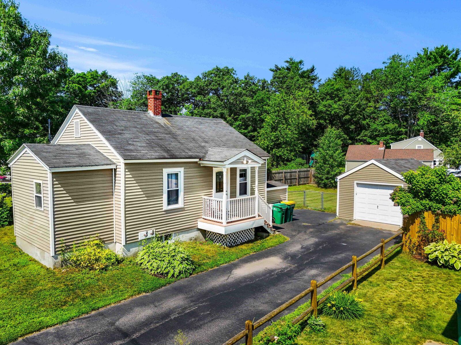 Property Photo:  28 McDuffee Street  NH 03867 