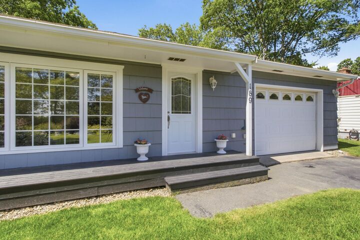 Property Photo:  189 Lakeview Road  NS B4C 4C8 