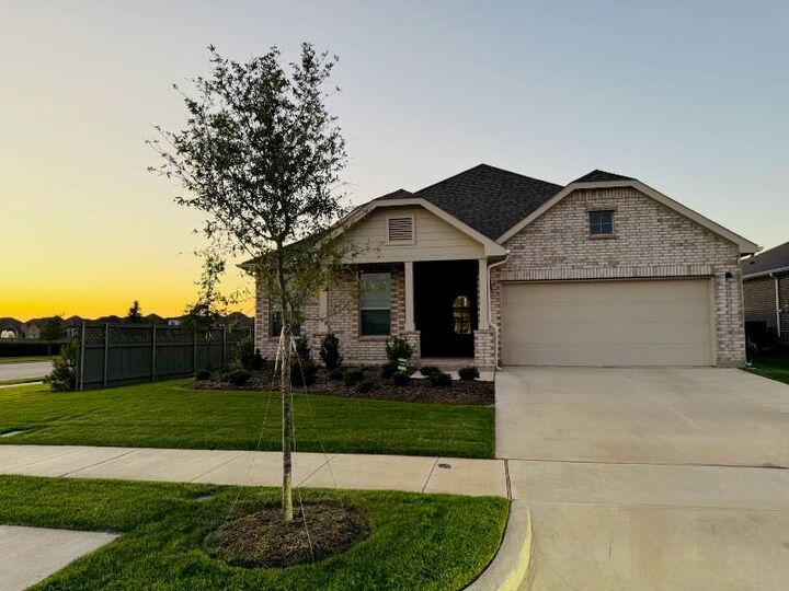 Property Photo: 2632 Jordan Dwyer Way TX 76247