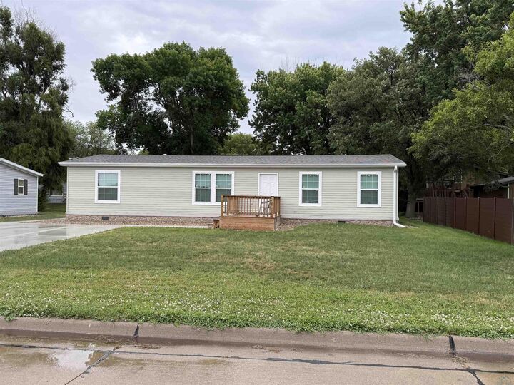 Property Photo:  1814 Ave K  IA 51023 