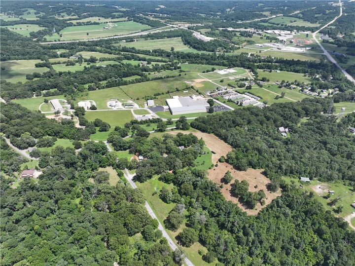 Property Photo: 495 Spring Valley Road MO 64831