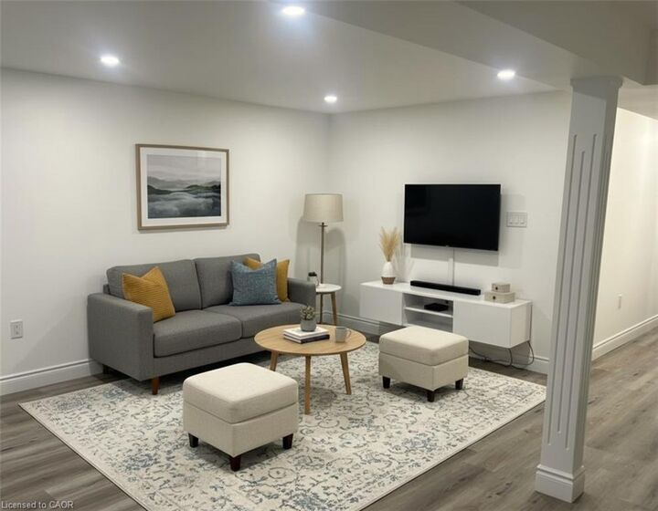Property Photo:  79 Golden Meadow Crescent Lower  ON N2N 2L5 
