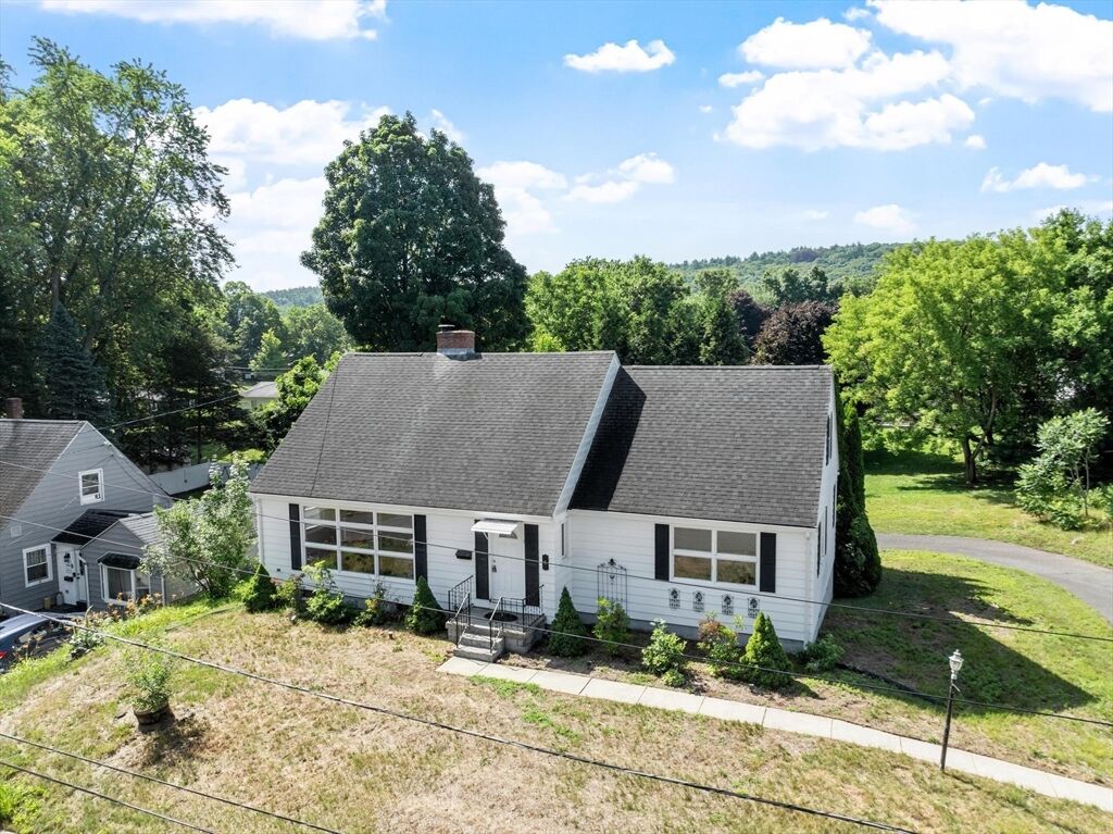 Property Photo: 5 Sasur St MA 01080