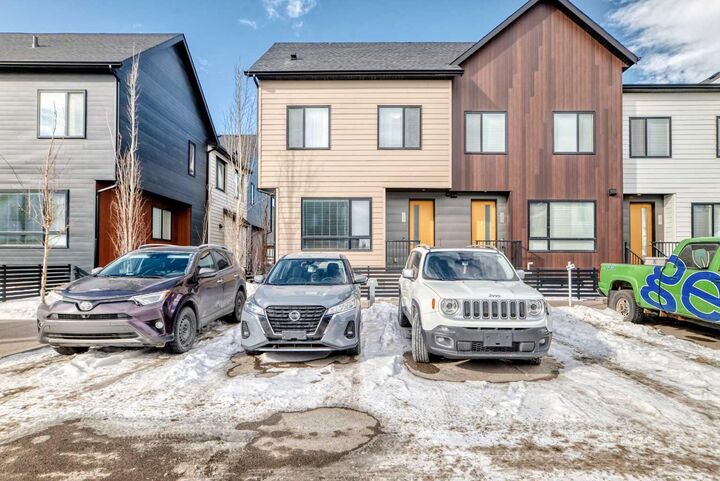 Property Photo:  111 Redstone Crescent NE  AB T3N 1M4 