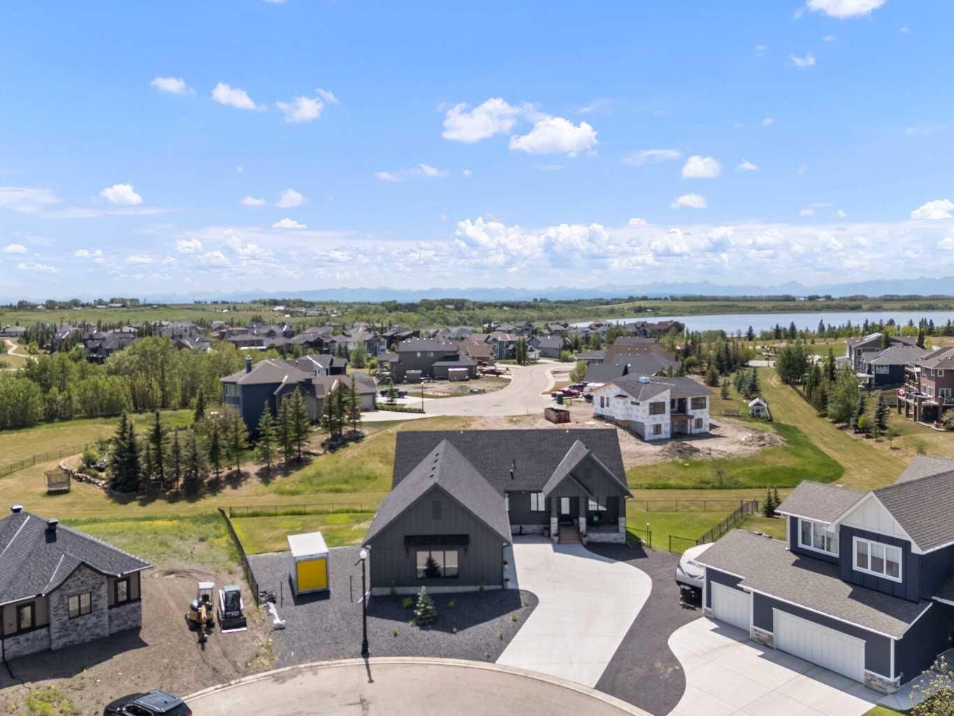 Property Photo: 32 Monterra Landing AB T4C 0G8