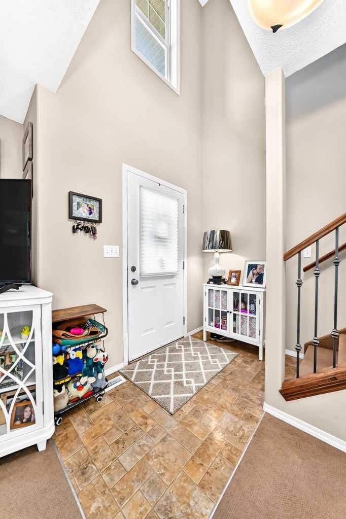 Property Photo:  79 Lawford Avenue  AB T4R 3N6 