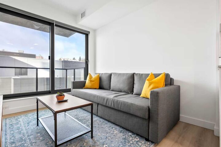 Property Photo: 123 4 Street NE 405 AB T2E 8K3