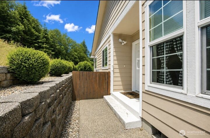 Property Photo:  212  Brant Lane  WA 98550 