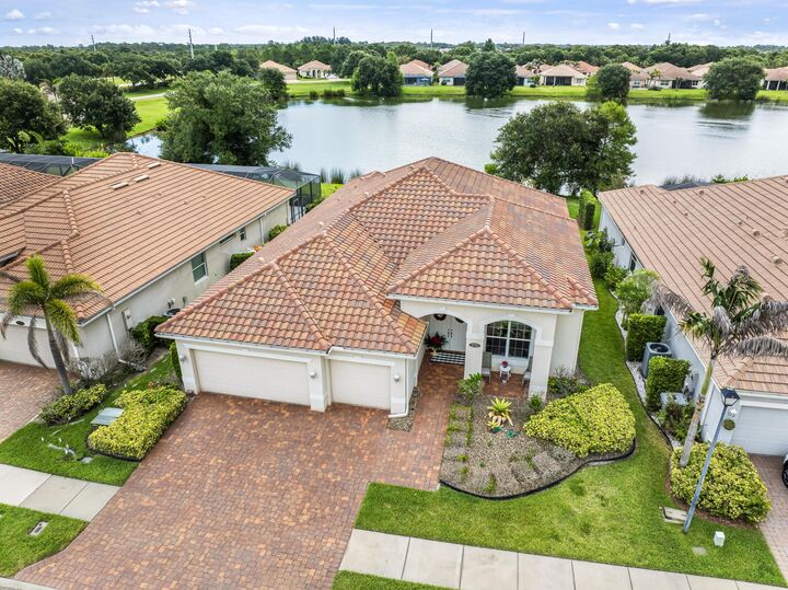 Property Photo:  1774 Belmont Circle SW  FL 32968 