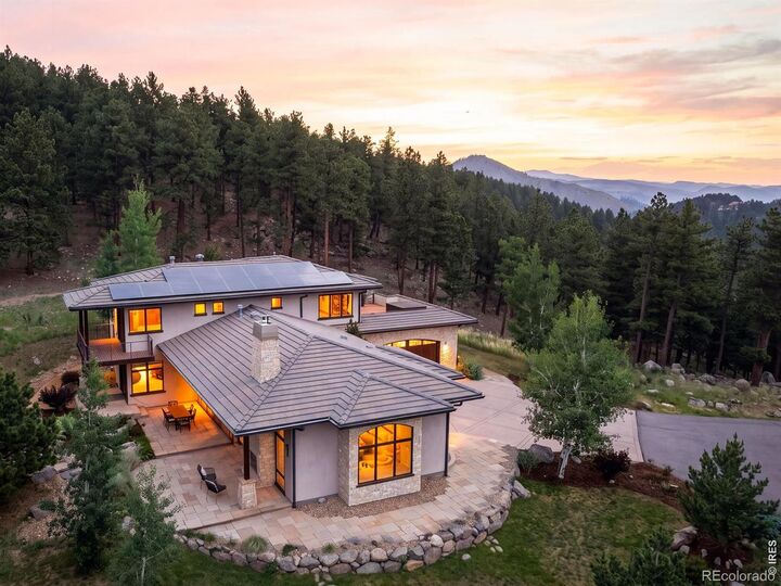 Property Photo:  575 Reed Ranch Road  CO 80302 