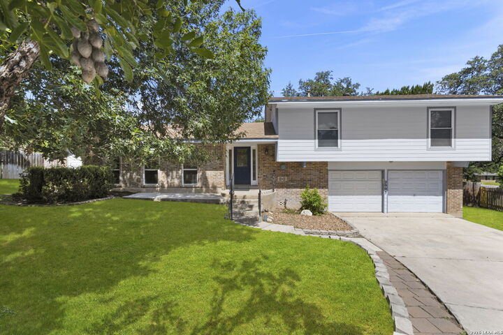 Property Photo: 2005 Crooked Creek St TX 78232