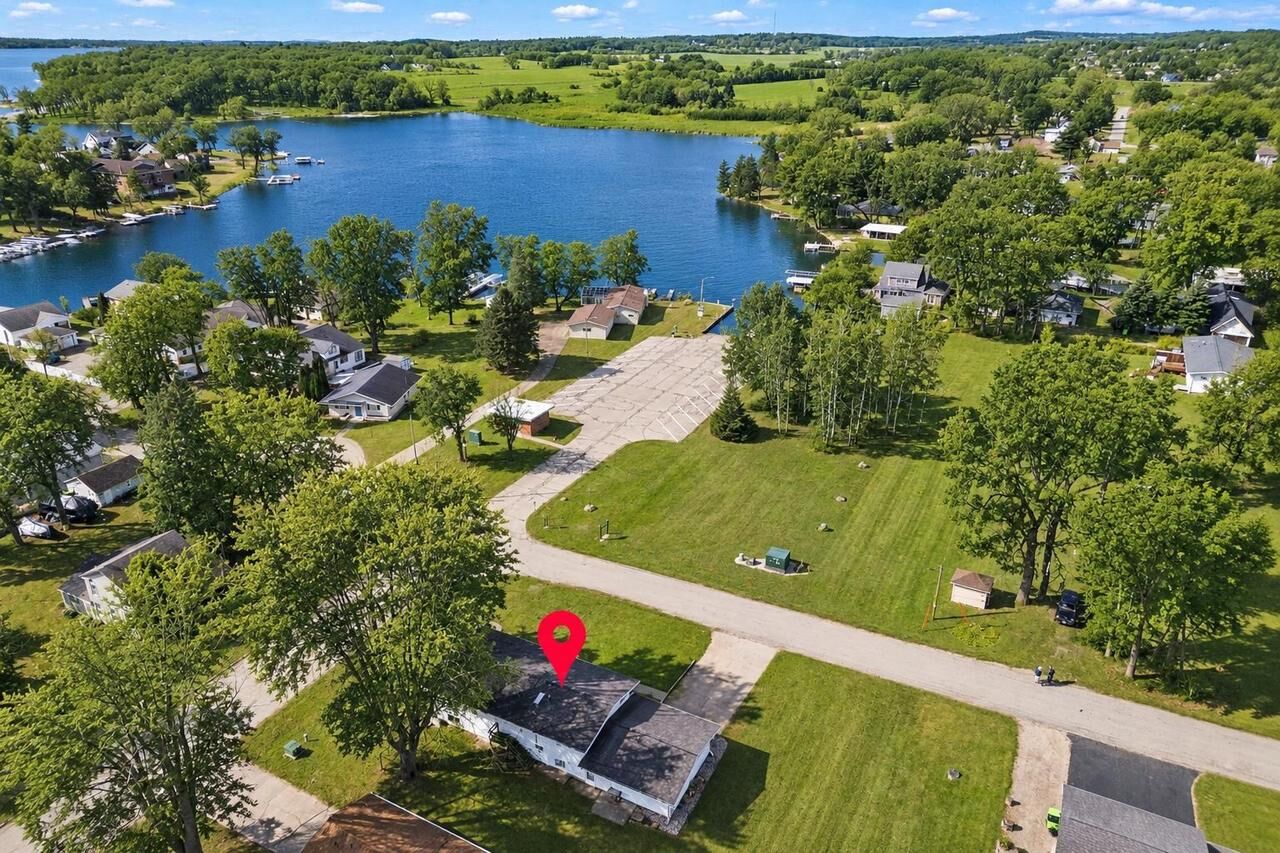 Property Photo: 574 Gold Street WI 54941