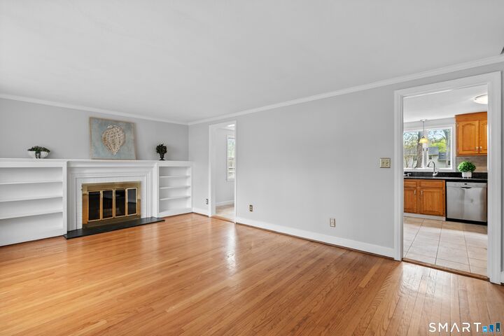 Property Photo:  25 Sherwood Road  CT 06117 