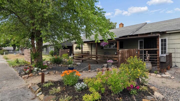 Property Photo:  4608 N Windsor Dr  WA 99205 