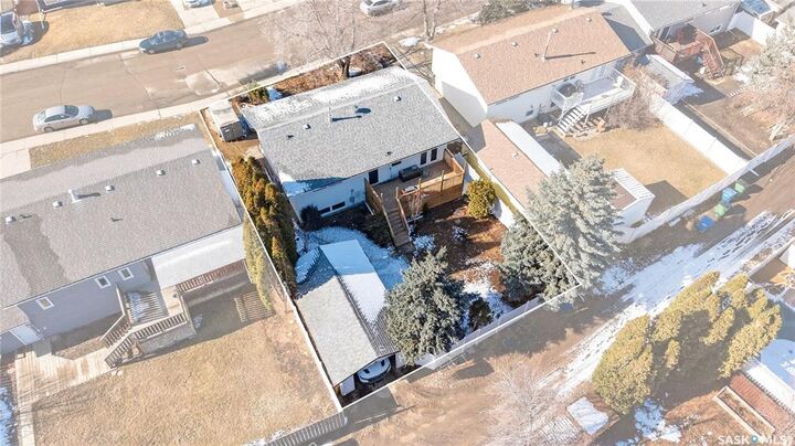 Property Photo: 1321 Prince Crescent SK S6H 6E6
