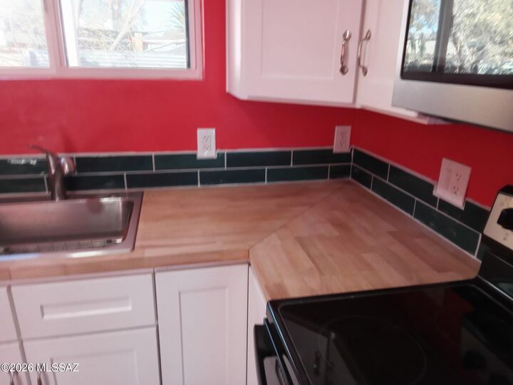 Property Photo:  2709 E Grant Road  AZ 85716 