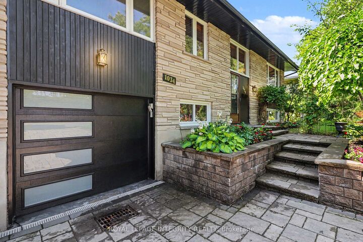 Property Photo: 1034 Walkley Road ON K1V 6R2