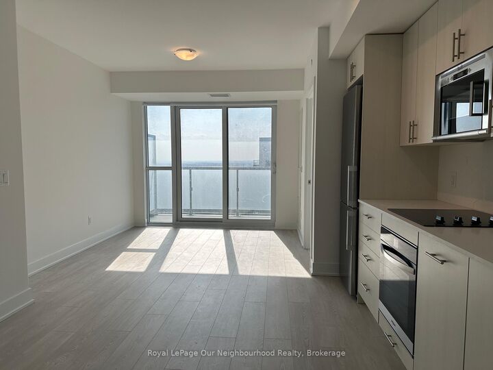 Property Photo: 2545 Simcoe Street N 2615 ON L1L 0W3