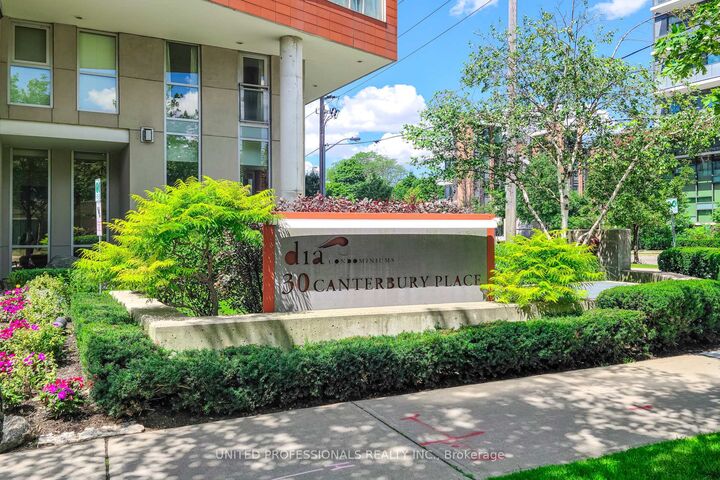 Property Photo: 30 Canterbury Place 1507 ON M2N 0B9