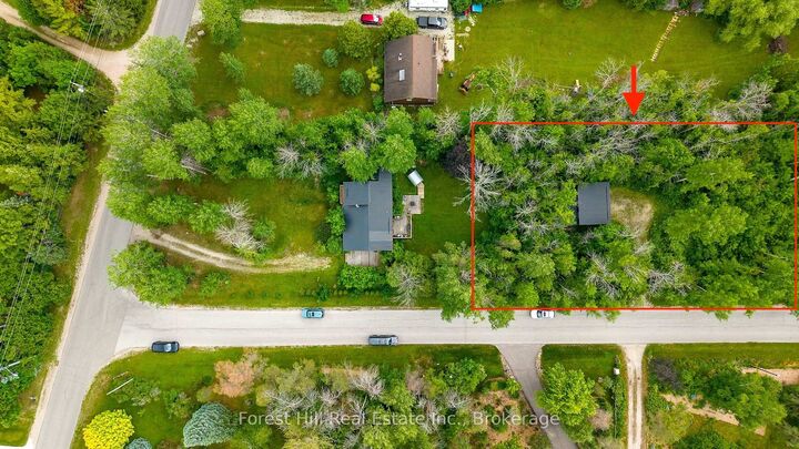 23 Silver Creek Drive — photo 1