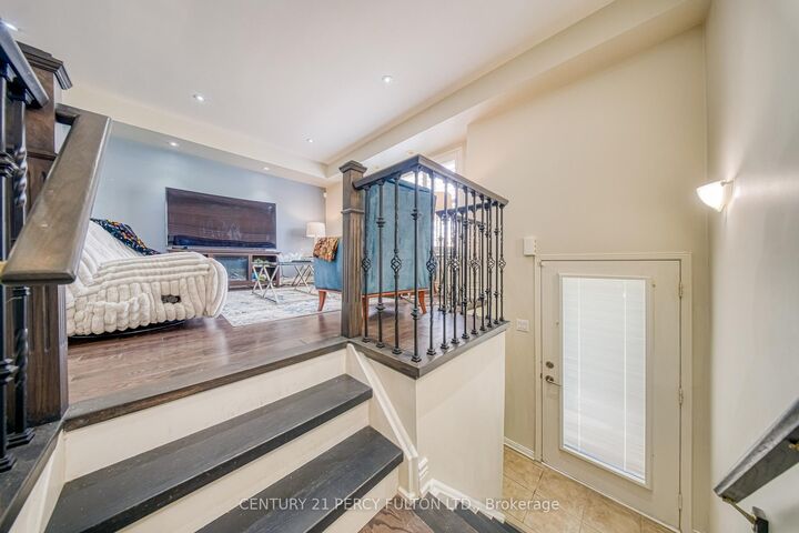 Property Photo: 3050 Erin Centre Boulevard 67 ON L5M 0P5