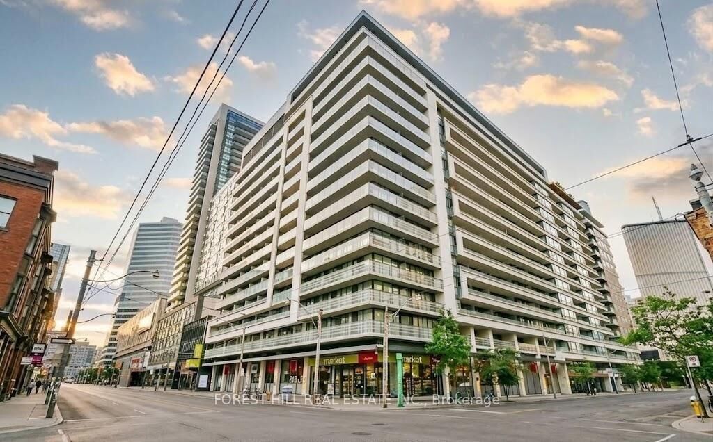 Photo de la propriété: 111 Elizabeth Street 1120 ON M5G 1P7
