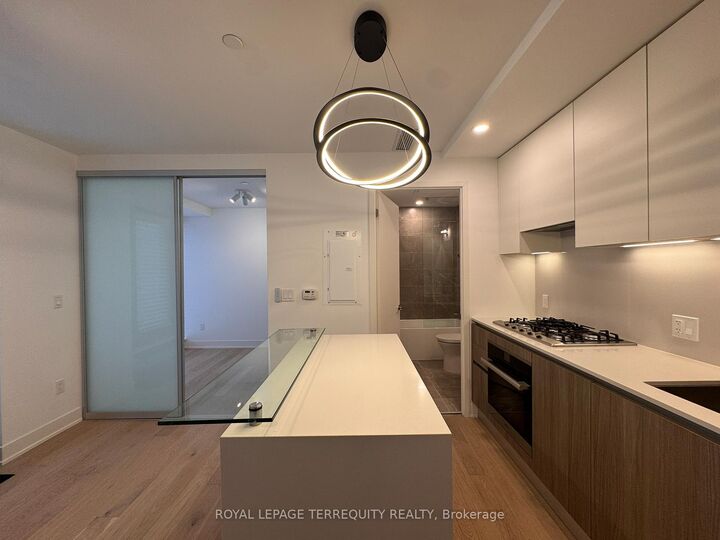 Property Photo: 200 Keewatin Avenue 103 ON M4P 0G4