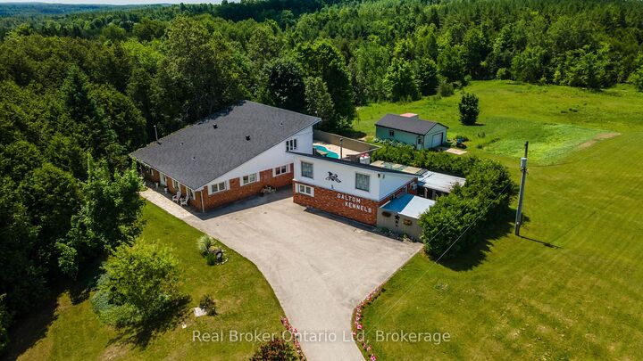 Property Photo: 775498 Hwy 10 Highway N ON N0C 1H0