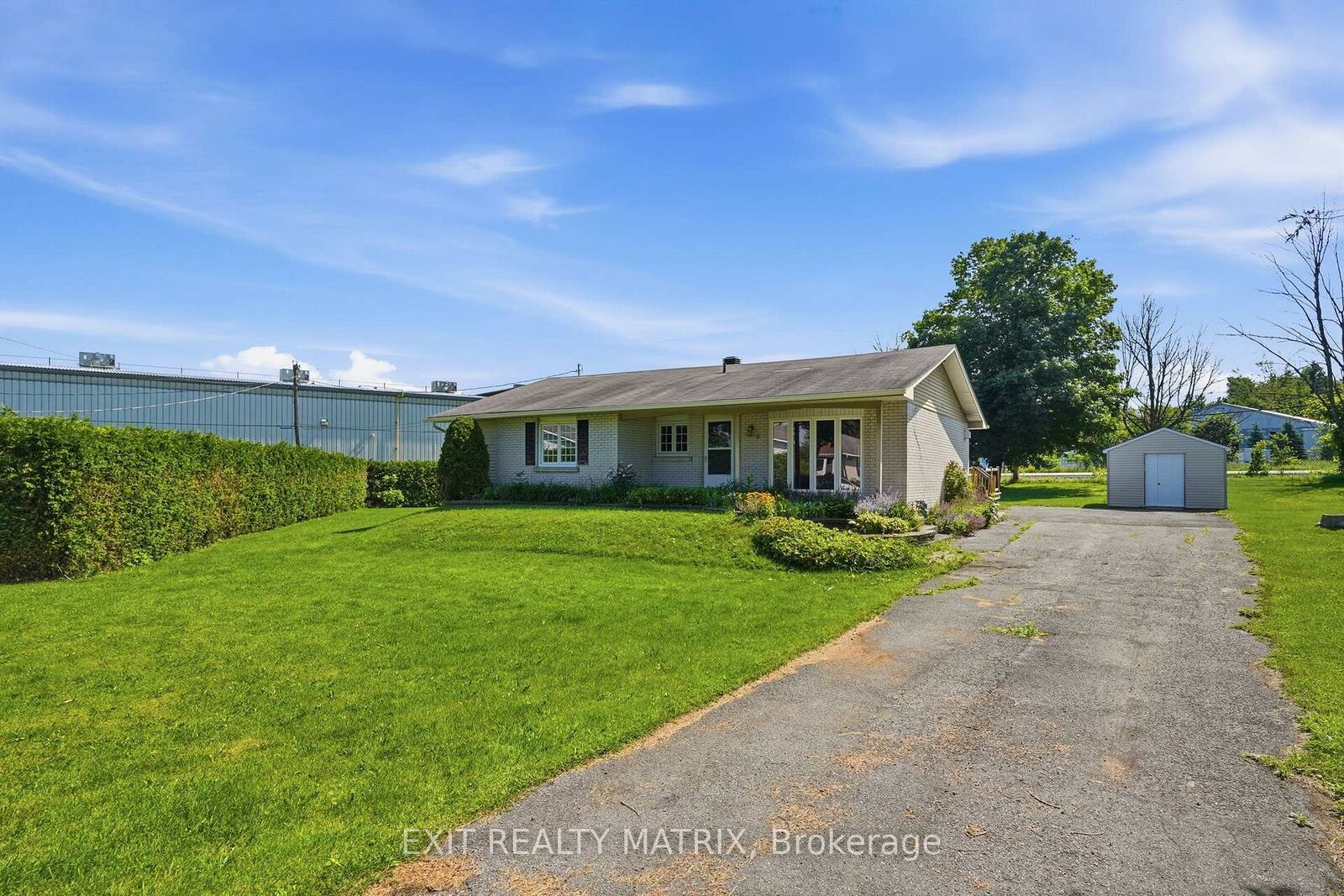 Property Photo:  3 Hillview Circle  ON K0B 1R0 