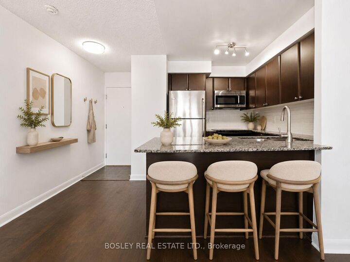 Property Photo: 525 Wilson Avenue 633 ON M3H 0A7