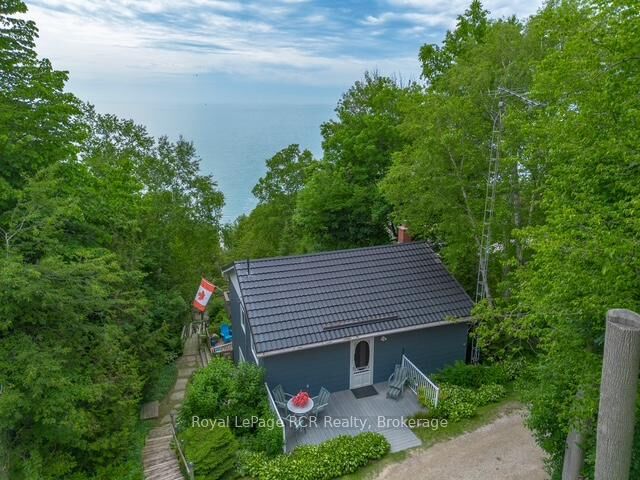 Property Photo: 86457 McLean Street ON N2Z 2X3