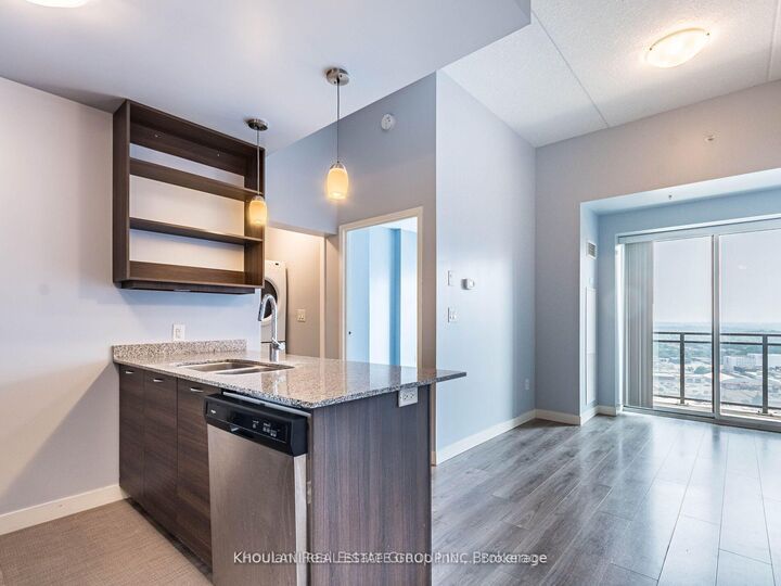Property Photo:  318 Spruce Street 2003  ON N2L 3M7 