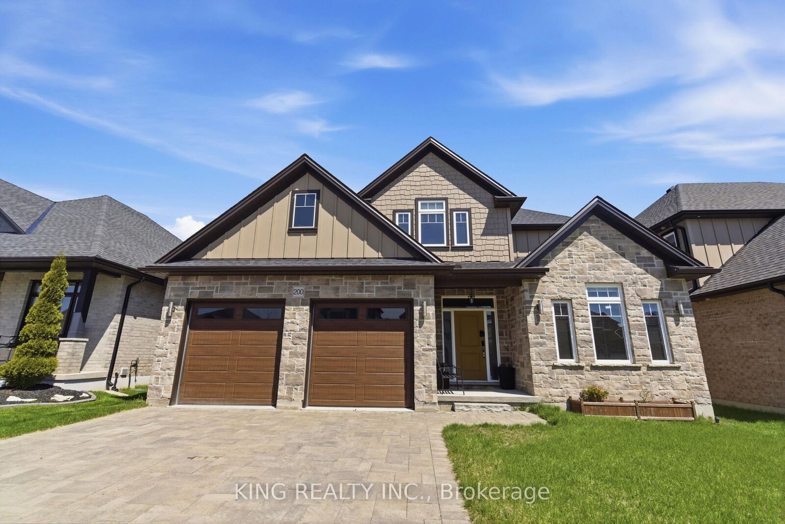 Property Photo: 200 Boardwalk Way ON N0L 1G2