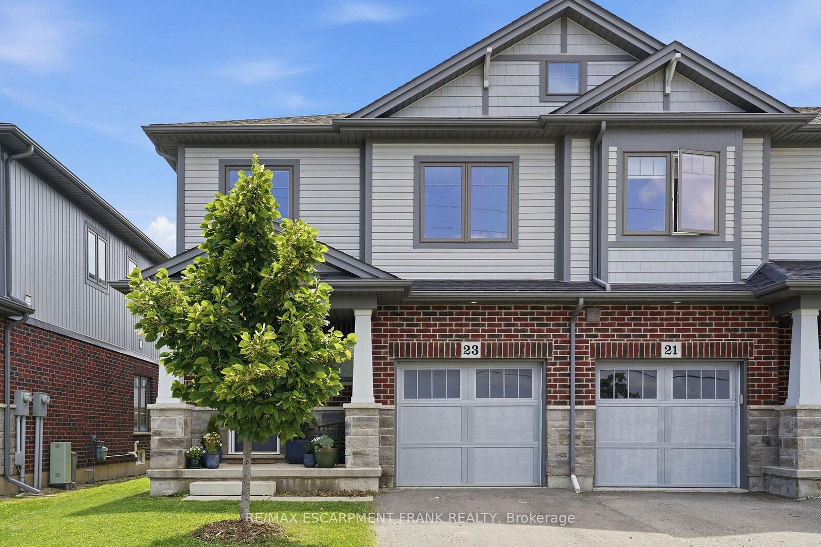 Property Photo: 23 Severino Circle ON L0R 2A0