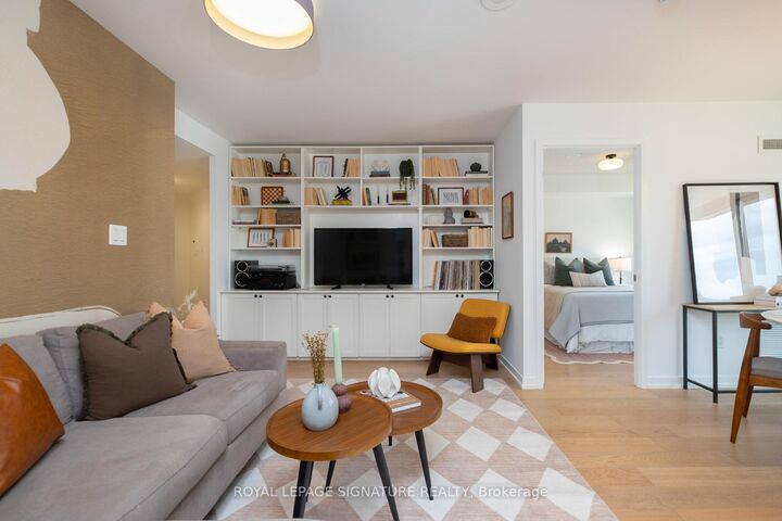 Property Photo: 816 Lansdowne Avenue 1309 ON M6H 4K6
