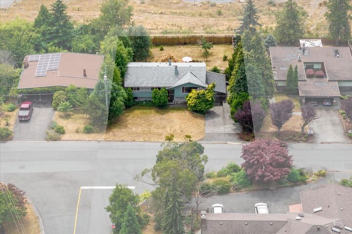 Property Photo:  91 Garner Cres  BC V9R 2A5 