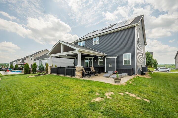 Property Photo: 254 Regency Drive PA 15330