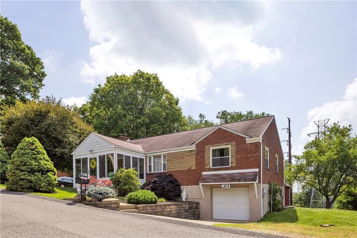 Property Photo: 2714 Gould Dr PA 15129