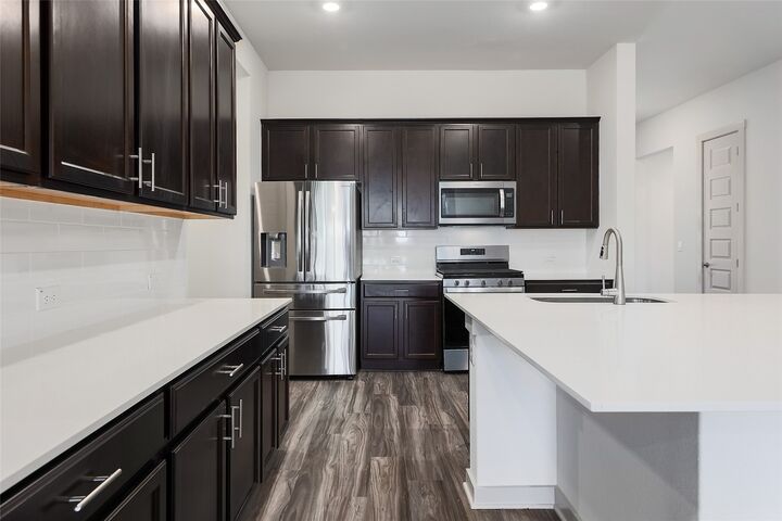 Property Photo: 1917 Centerline Lane TX 78628