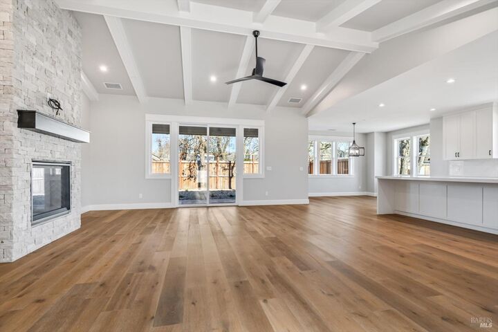 Property Photo:  125 Maywood Lane  CA 95492 