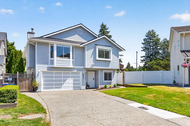 Property Photo: 20781 50A Avenue BC V3A 7T6