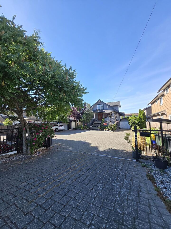 Property Photo: 4431 Steveston Highway BC V7E 2K4