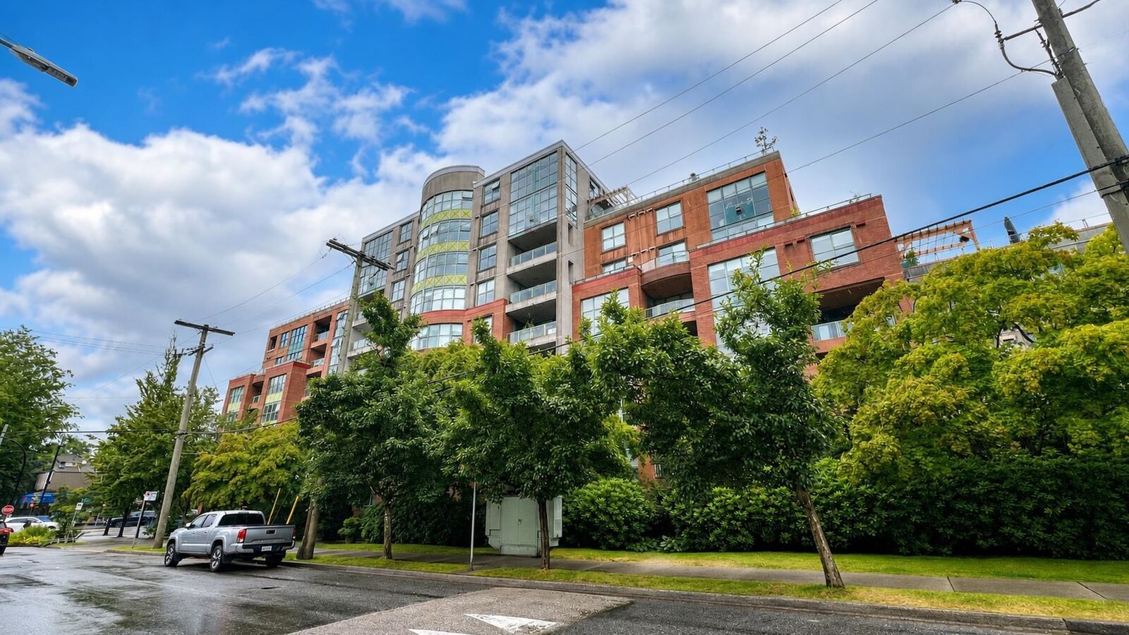 Property Photo: 518 W 14th Avenue 511 BC V5Z 4N5