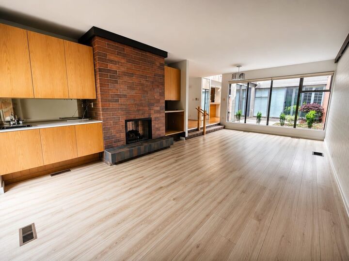 406 Greensboro Place — photo 1