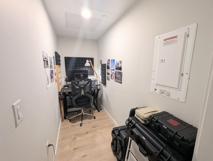 Property Photo: 3430 E Kent Avenue South Avenue 1305 BC V5S 0G7