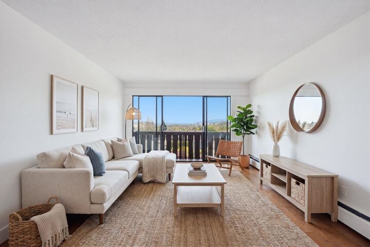 1345 Chesterfield Avenue 314 — photo 1