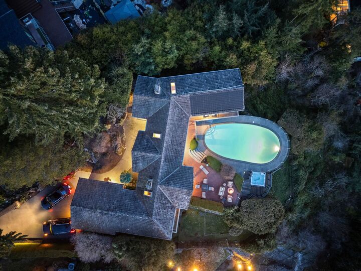 Property Photo: 4570 Woodgreen Court BC V7S 2V7