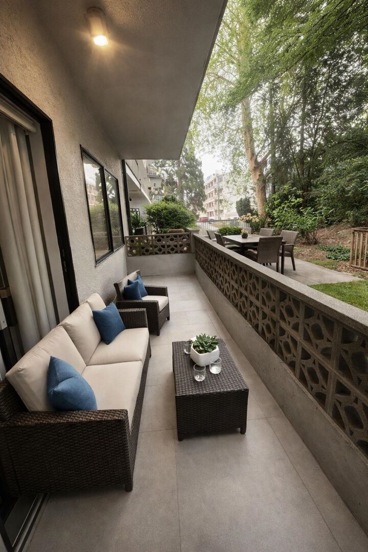 Property Photo: 1950 W 8th Avenue 103 BC V6J 1W3