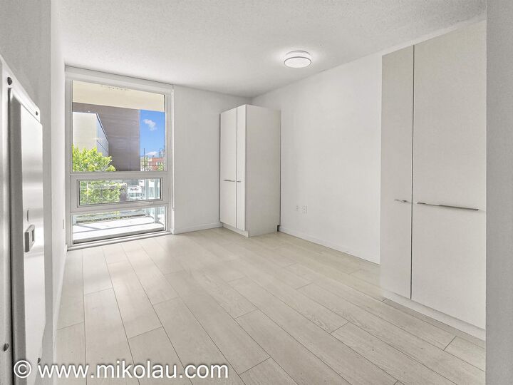Property Photo: 180 E 2nd Avenue 318 BC V5T 0K4