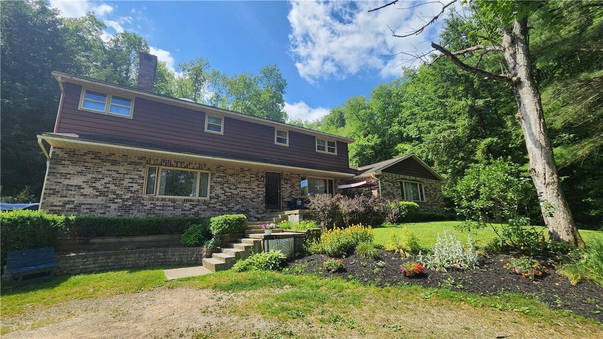Property Photo:  2 Ichabod Lane  PA 16701 